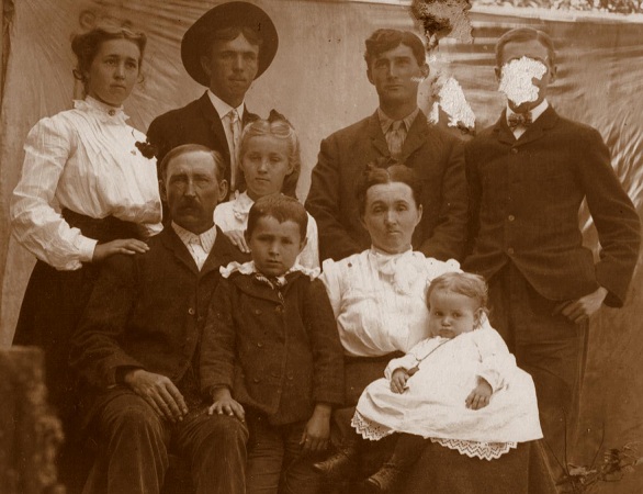 Fernando Myrtie and Family 